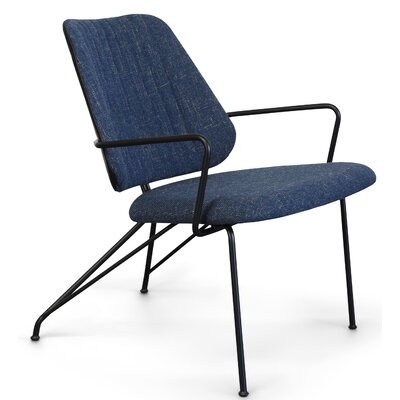 Lloydminster 21" Lounge Chair - Image 0