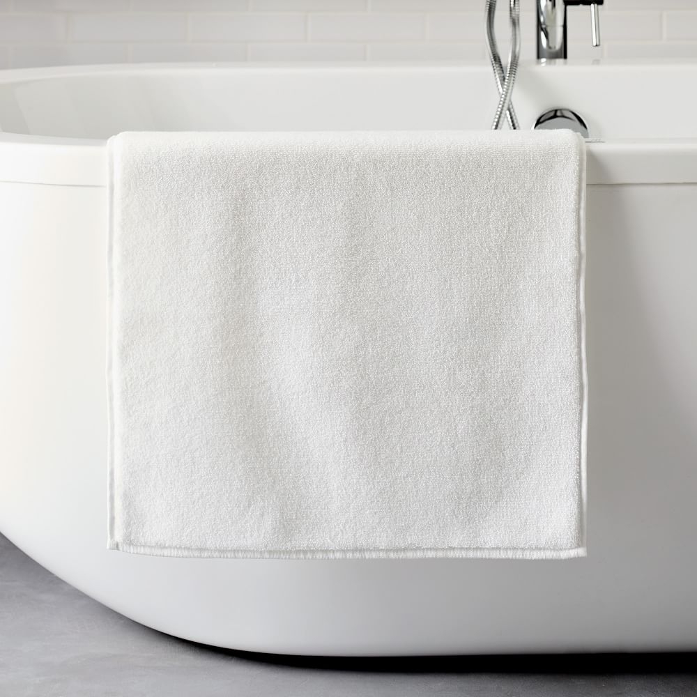 Luxury Fibrosoft Bath Mat, White, 20"x34" - Image 0