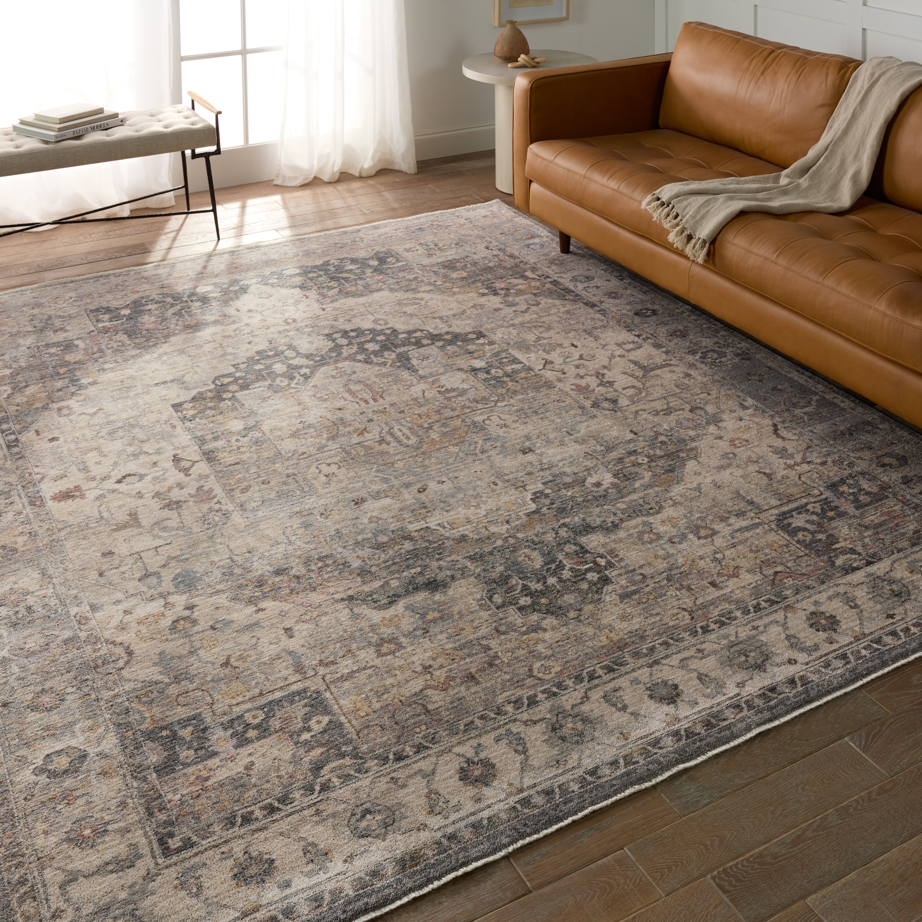 Starling Medallion Tan/ Slate Area Rug (5'3"X8'1") - Image 4