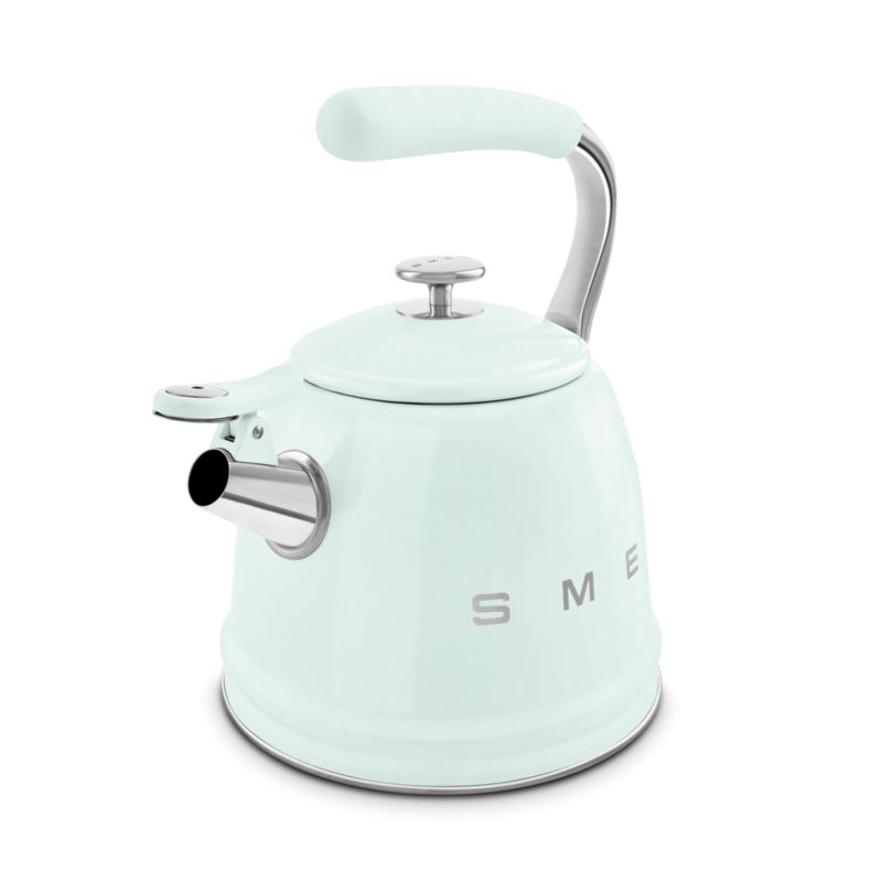 SMEG Pastel Green Retro Whistling Stovetop Kettle - Image 2