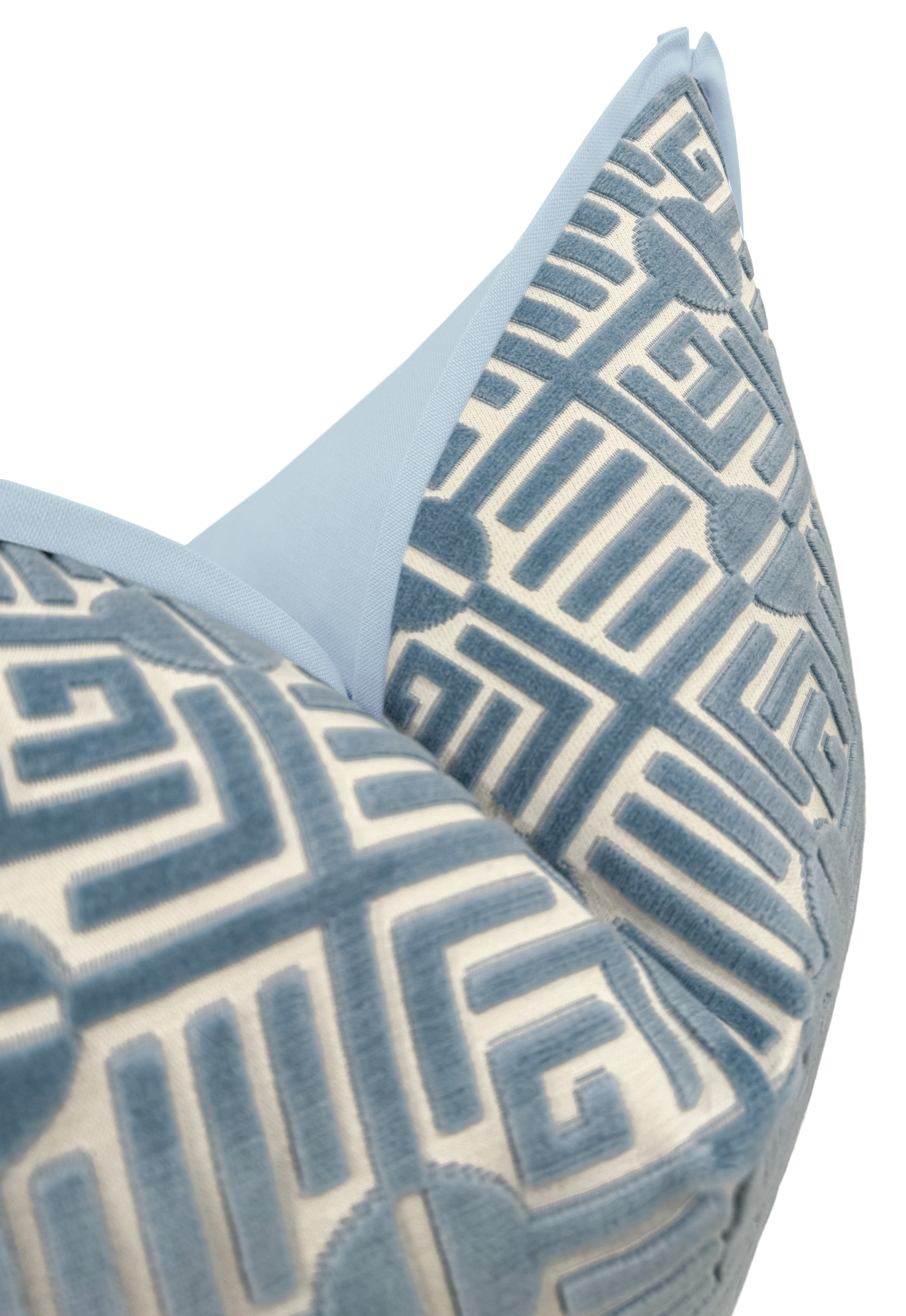 LABYRINTH VELVET // BLUE | THIBAUT - 20" X 20" / BUTTERFLY FLANGE / Powder Blue - Image 2