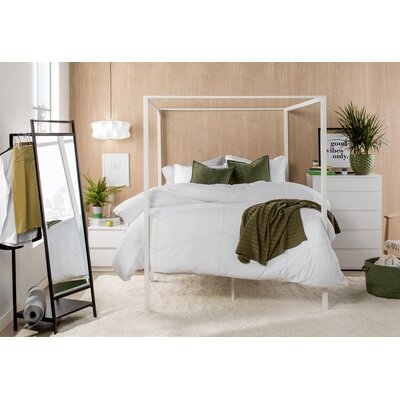 Orpha Canopy Bed - Image 0
