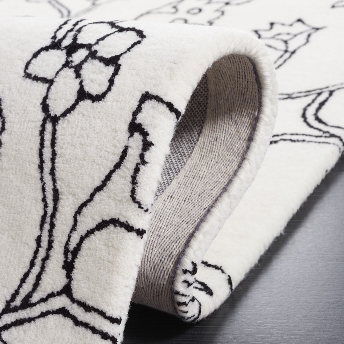 Safavieh Hand Tufted Area Rug, FTV135A, Ivory/Black, 7' X 7' - Image 2