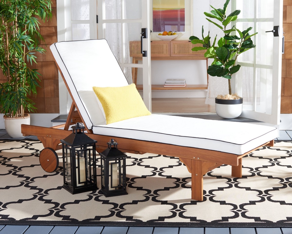 Newport Lounge Chair - Natural/Beige - Safavieh - Image 1