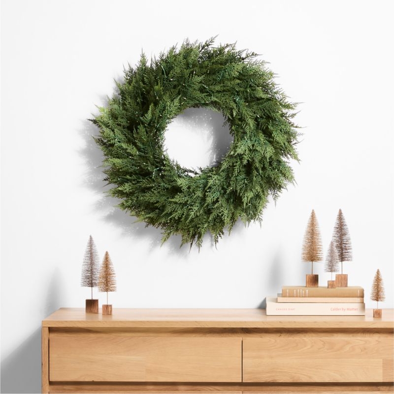 Faux Hemlock Pine Pre-Lit LED Wreath 28" - Image 6