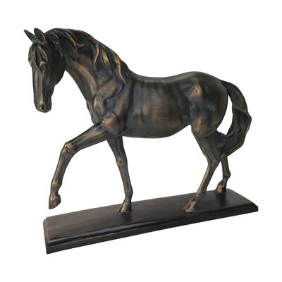 Mui Horse Sculpture - Image 0