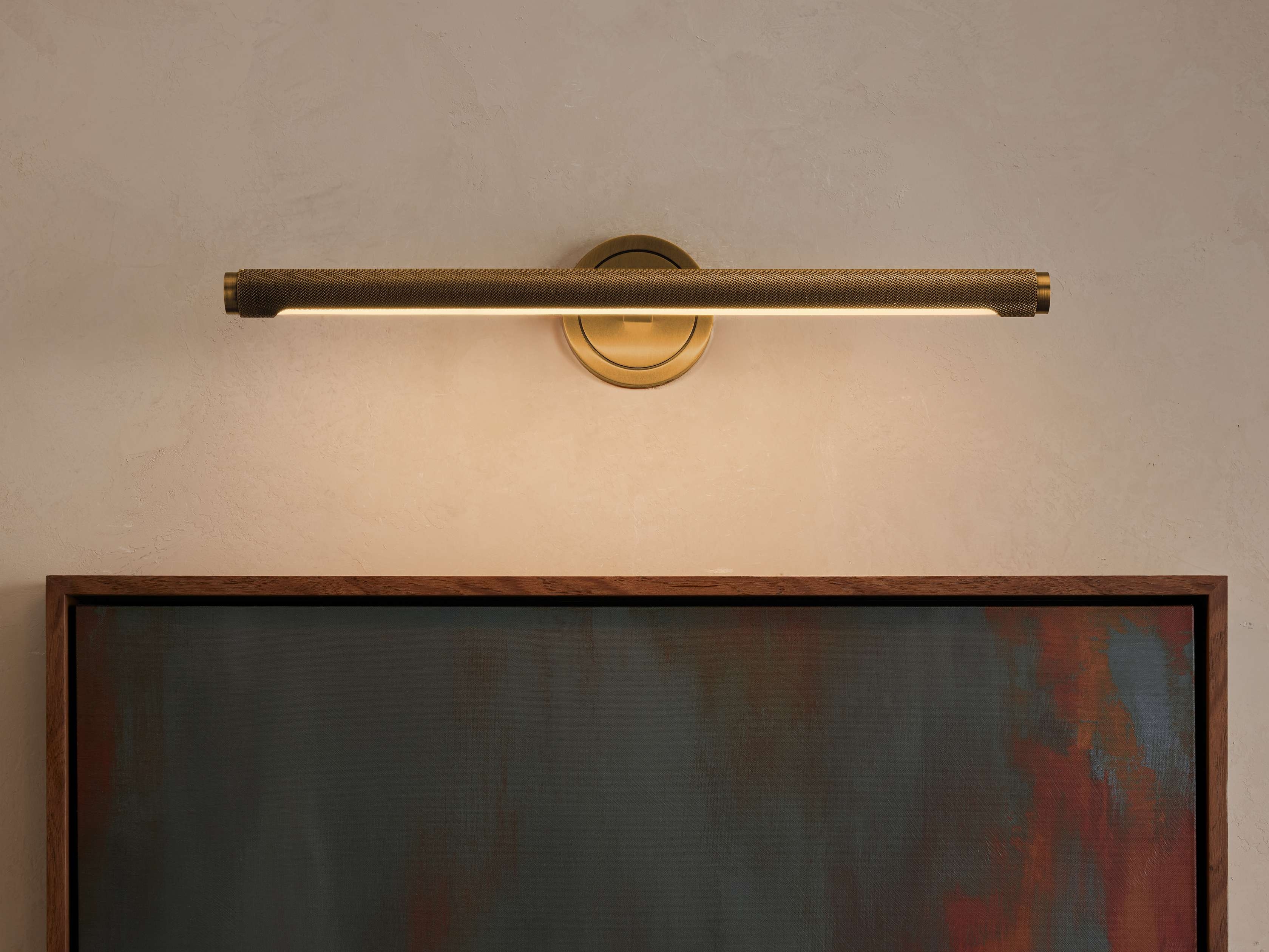 Monroe Picture Sconce in Metal 24" Brass  Gnurled  - Image 0