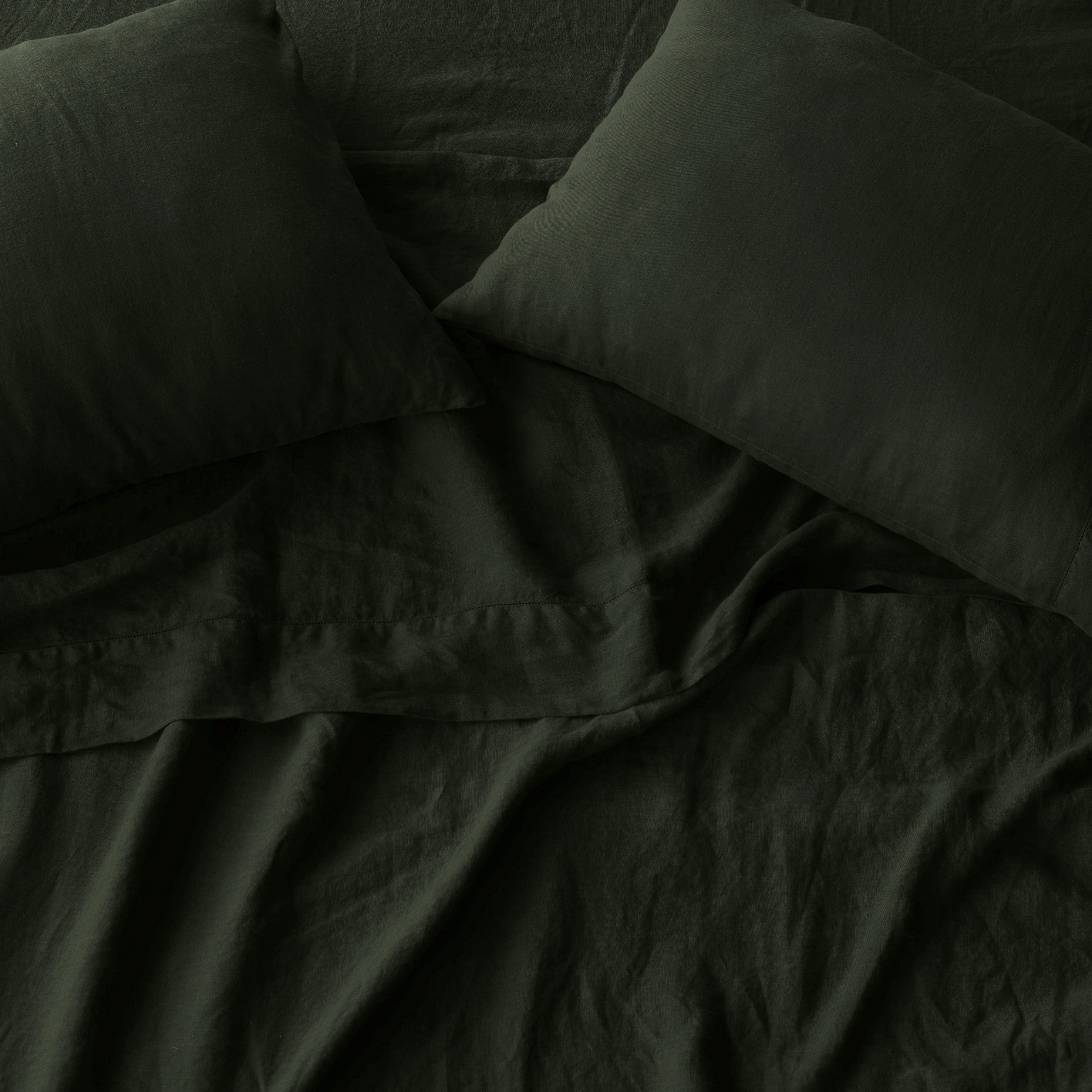 The Citizenry Stonewashed Linen Bed Sheet Set | Full | Black - Image 0