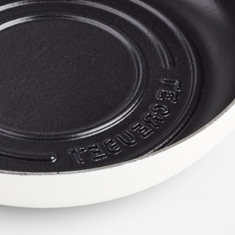 Le Creuset ® 9.5" White Enameled Cast Iron Bread Oven - Image 5