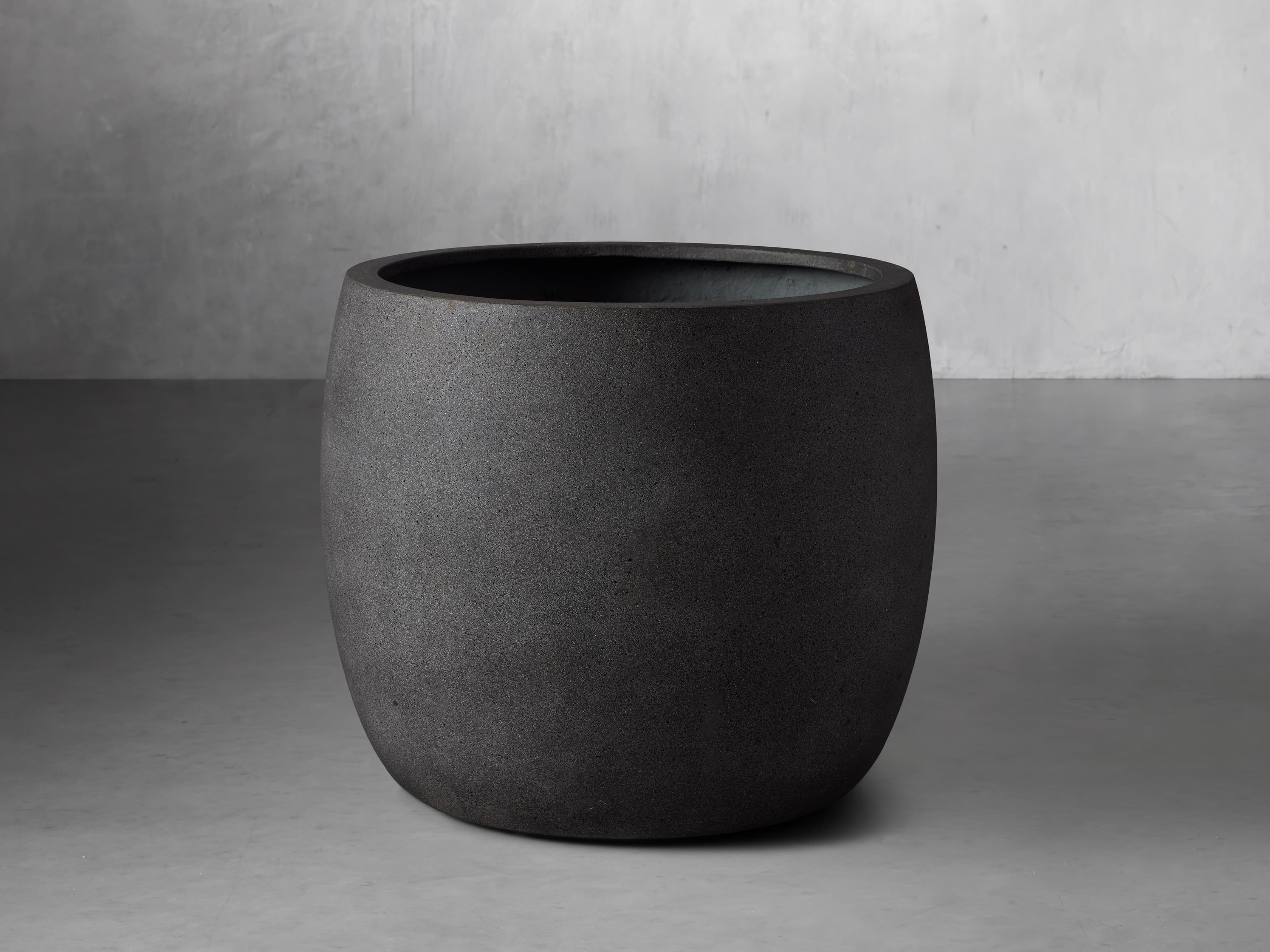 Ojai Outdoor Planter in All Weather Wicker White  24"/Charcoal - Image 0