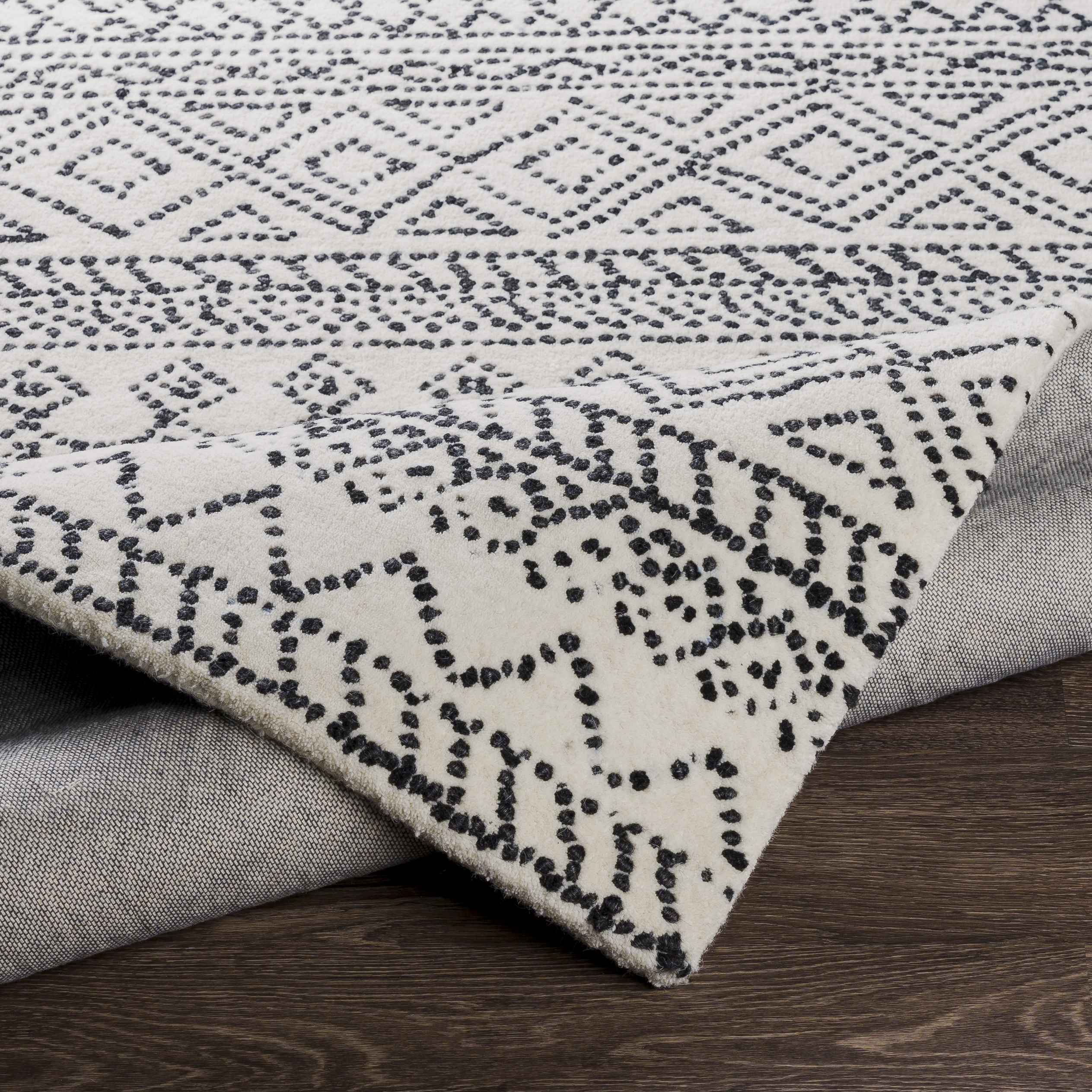 Corfu White Indoor 8'10" x 12' Handmade Rug - Image 4