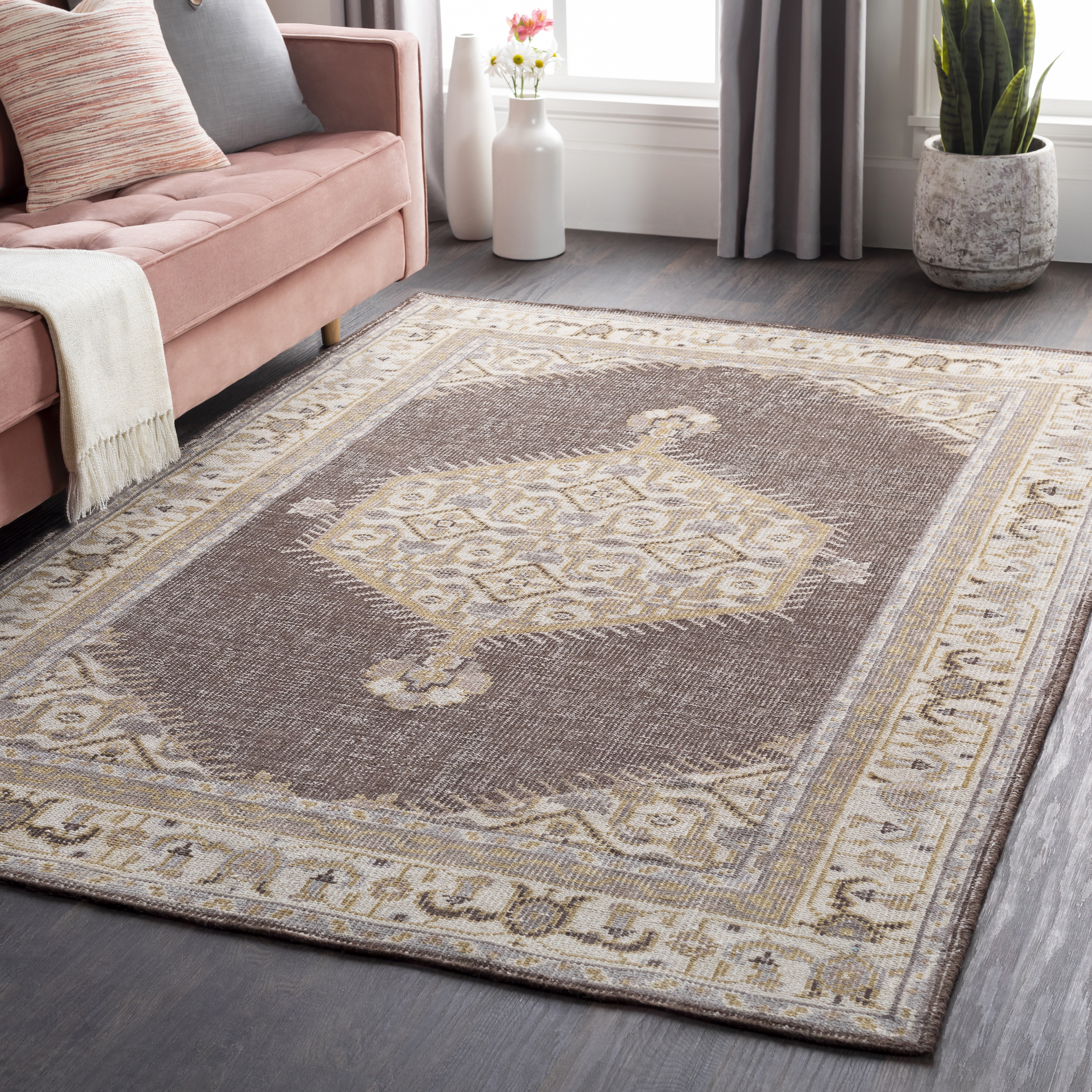 Zahra Brown Indoor 5'6" x 8'6" Handmade Rug - Image 1