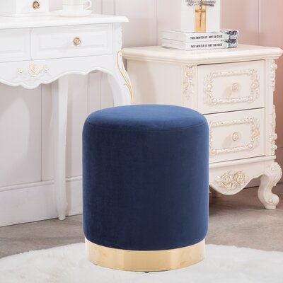 Velvet Pouf - Image 0