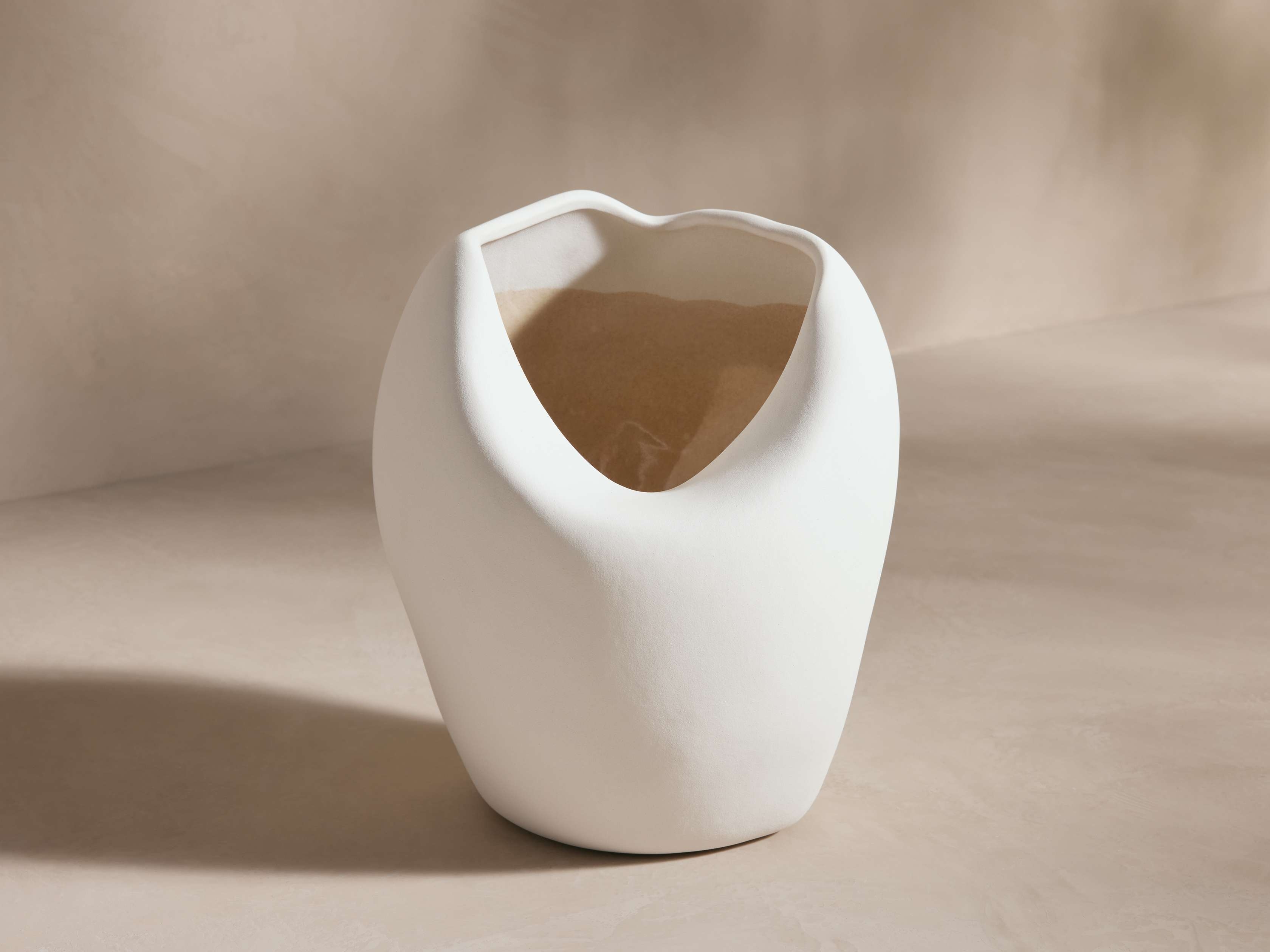 Calixta Bud Vase in Ceramic White /Ii - Image 0