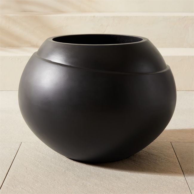 Ortice Round Black Indoor/Outdoor Planter Short - Image 0