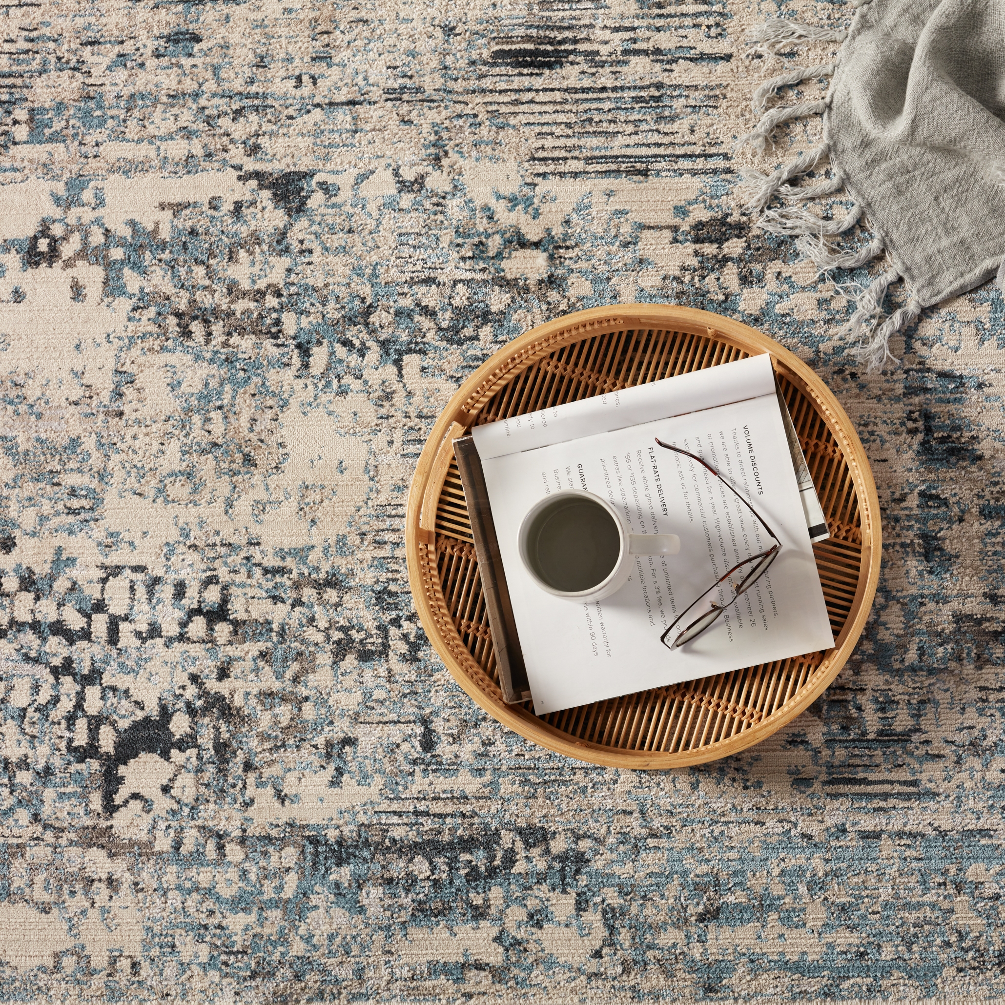 Vibe by Halston Abstract Gray/ Blue Area Rug (7'10"X10'10") - Image 7