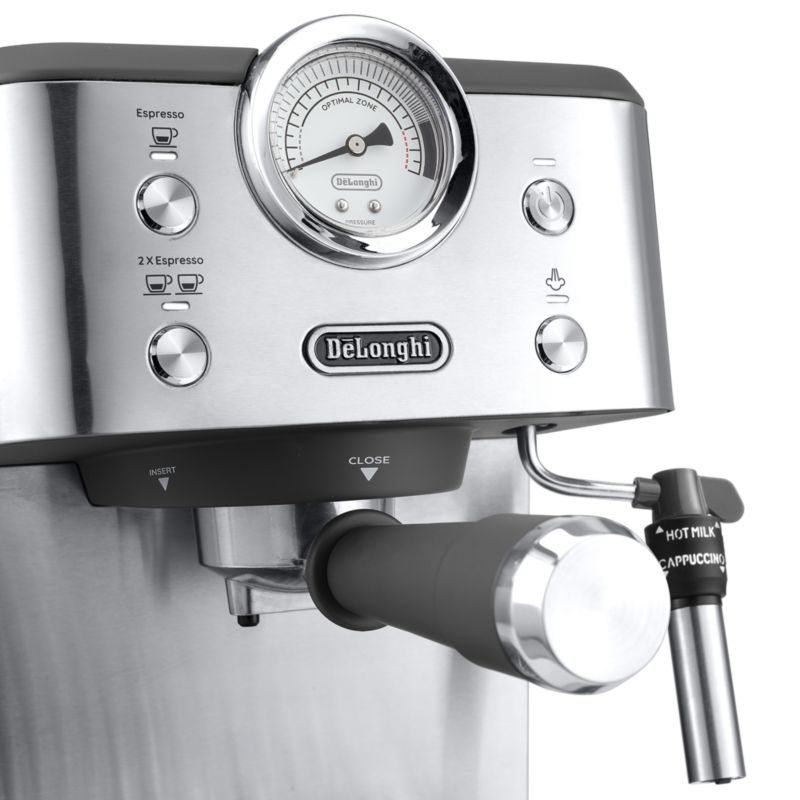 De'Longhi ® Classic Espresso Machine - Image 4
