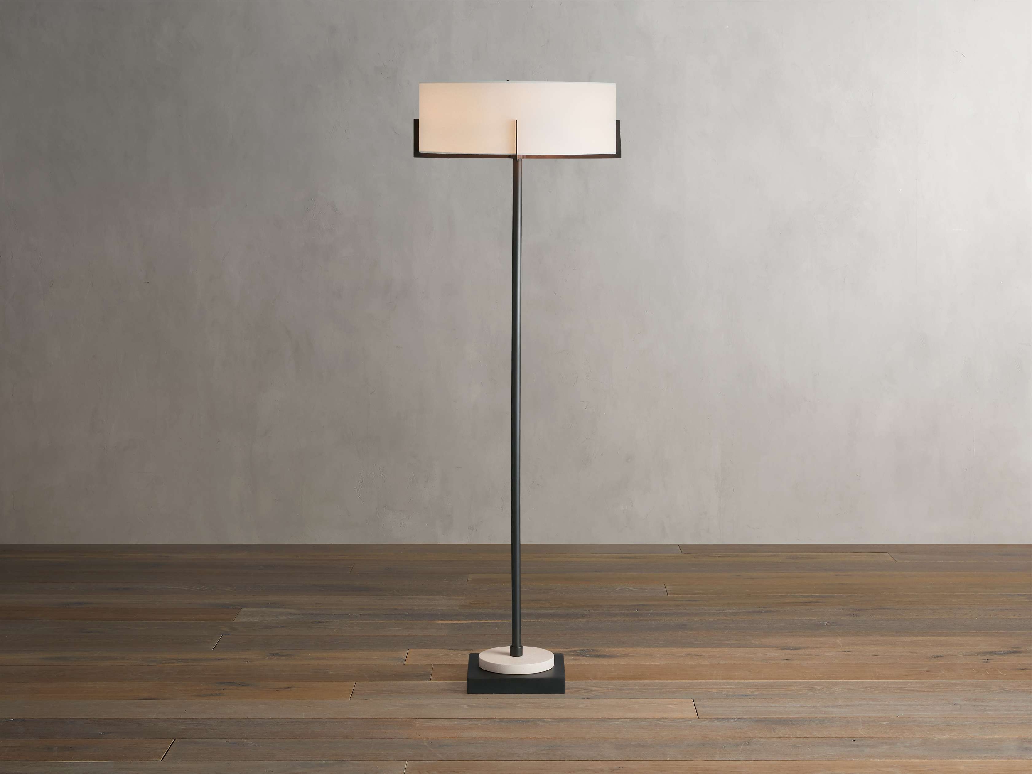 Frederic Floor Lamp in Metal Bronze - Image 0