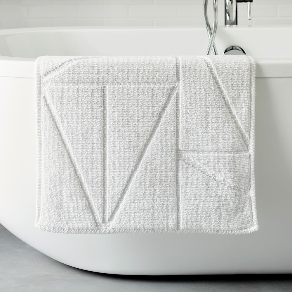 Triangle Sculpted Bath Mat, White, 20"x34" - Image 0