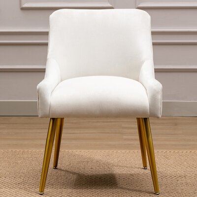 22.4" Wide Armchair - Image 0
