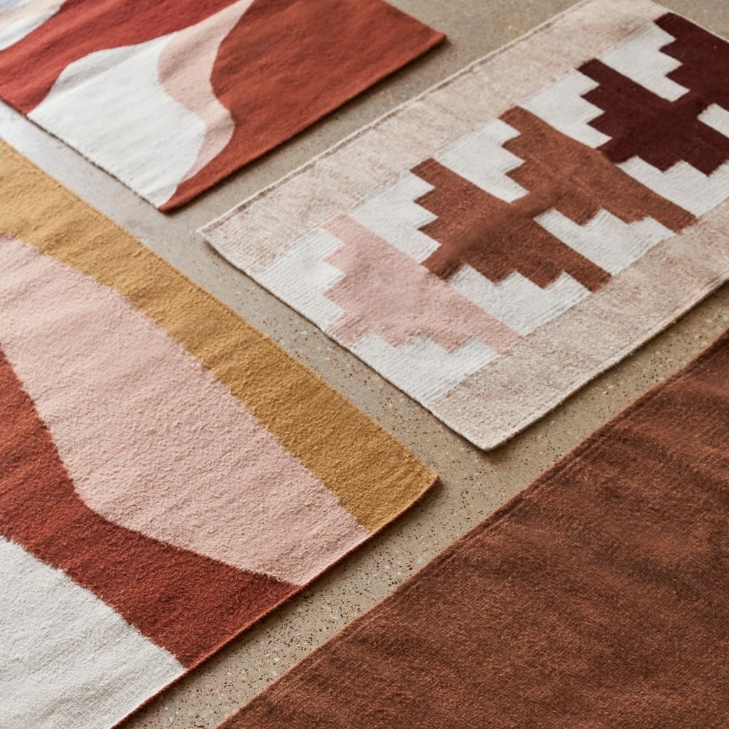 The Citizenry Corrido Handwoven Accent Rug | 3' x 5' | Blue - Image 4