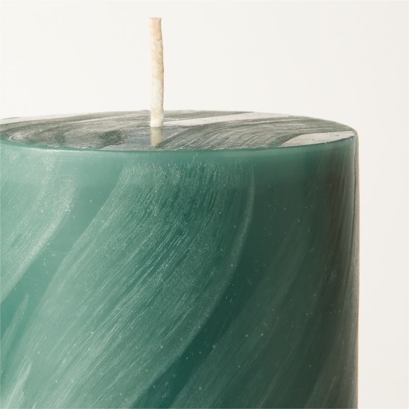 Tour Green Swirl Pillar Candle 3"X4" - Image 1