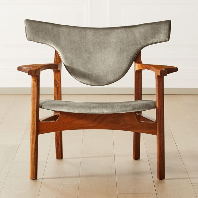 Taurus Chair - Image 0