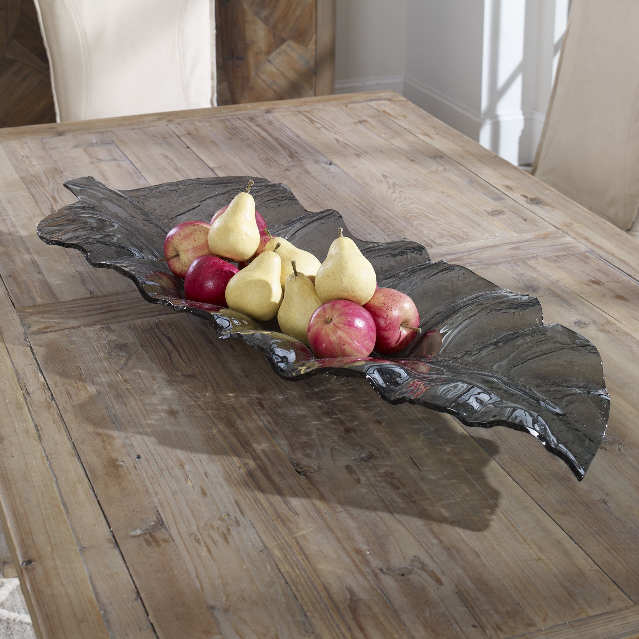 Smoked Leaf Glass Tray - Image 1