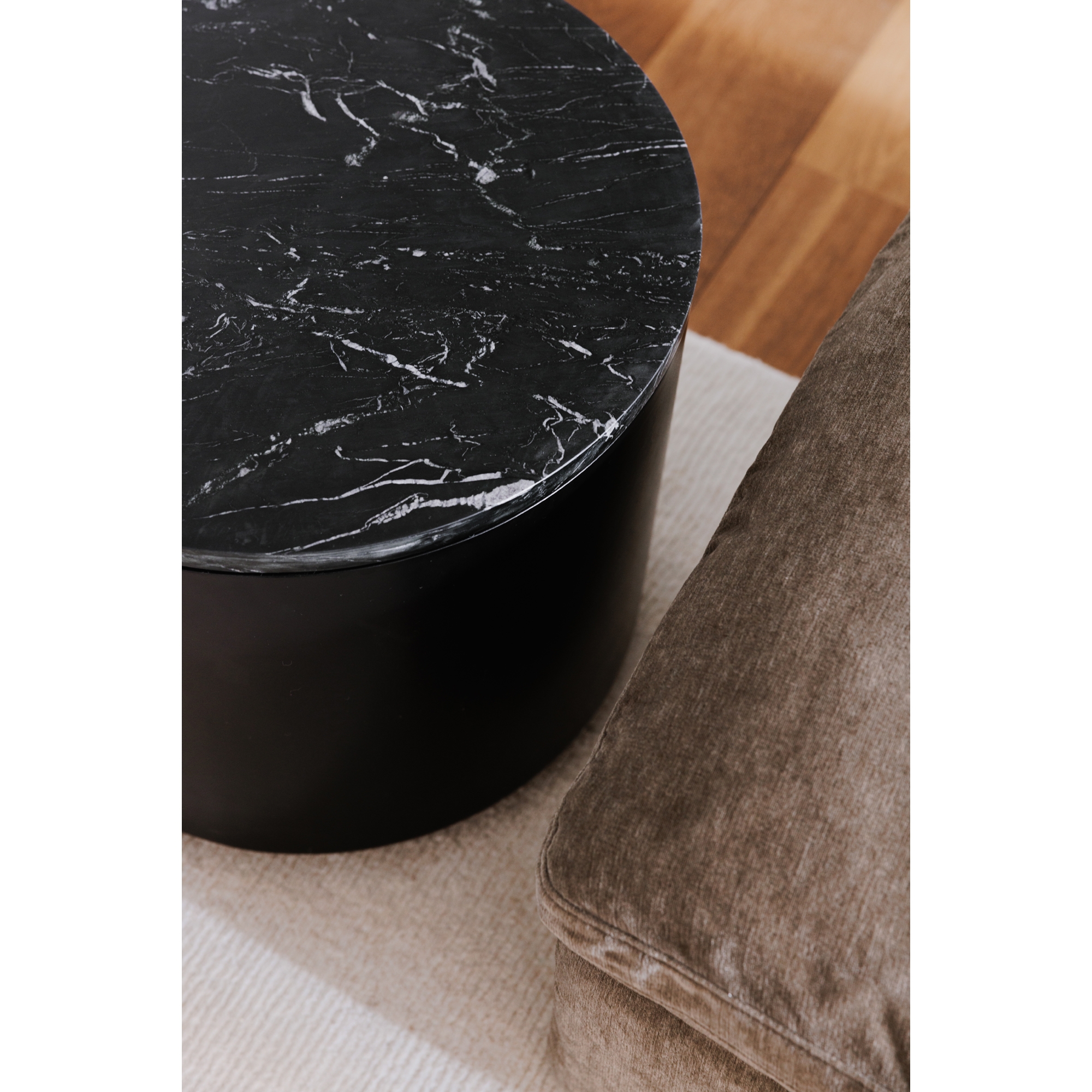 RITUAL SIDE TABLE - Image 5