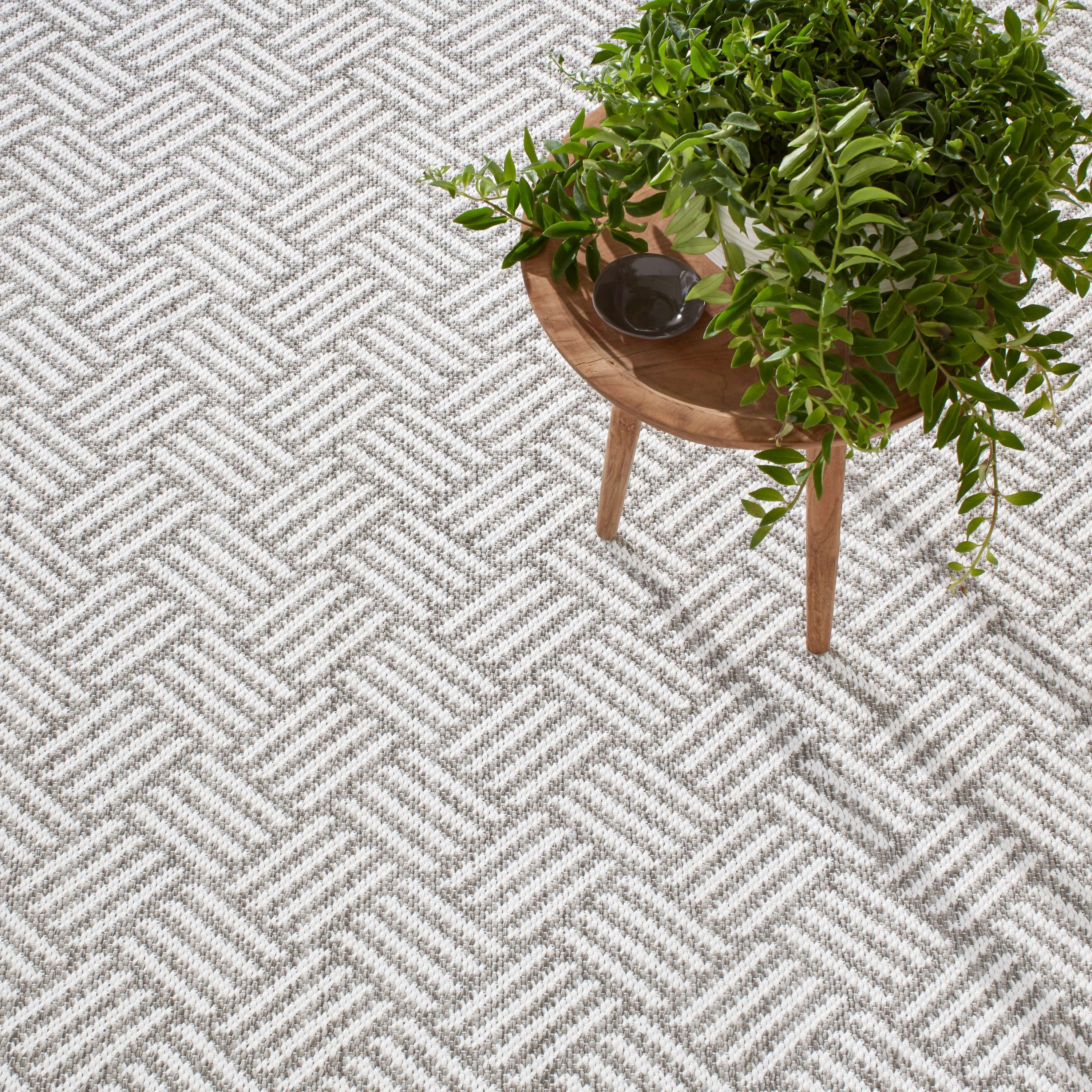 Crisscross Platinum Handwoven Indoor/Outdoor Rug - Image 1