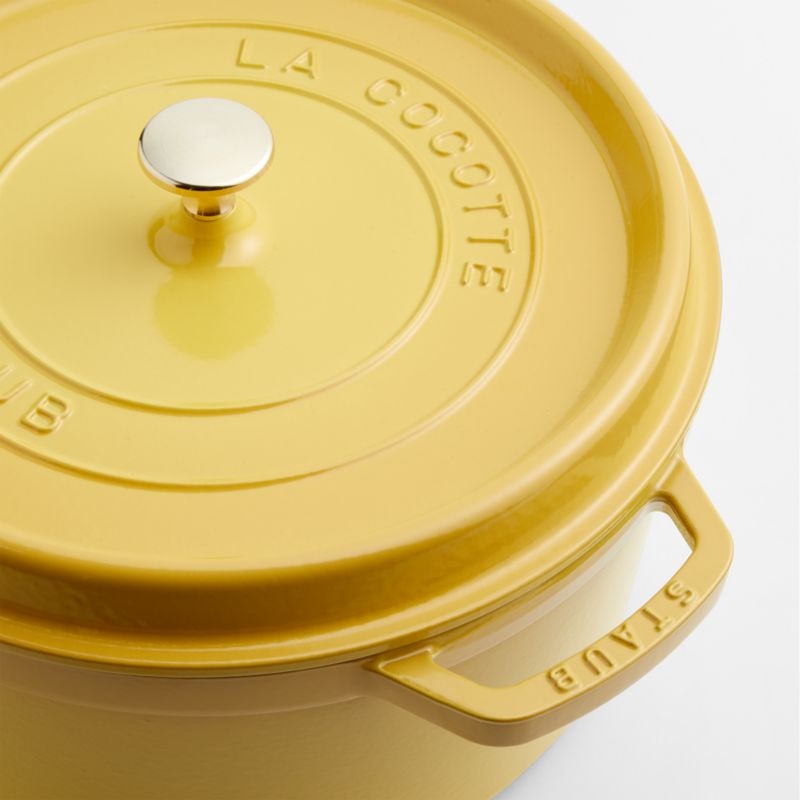 Staub ® 7-Qt. Citron Round Cocotte - Image 3