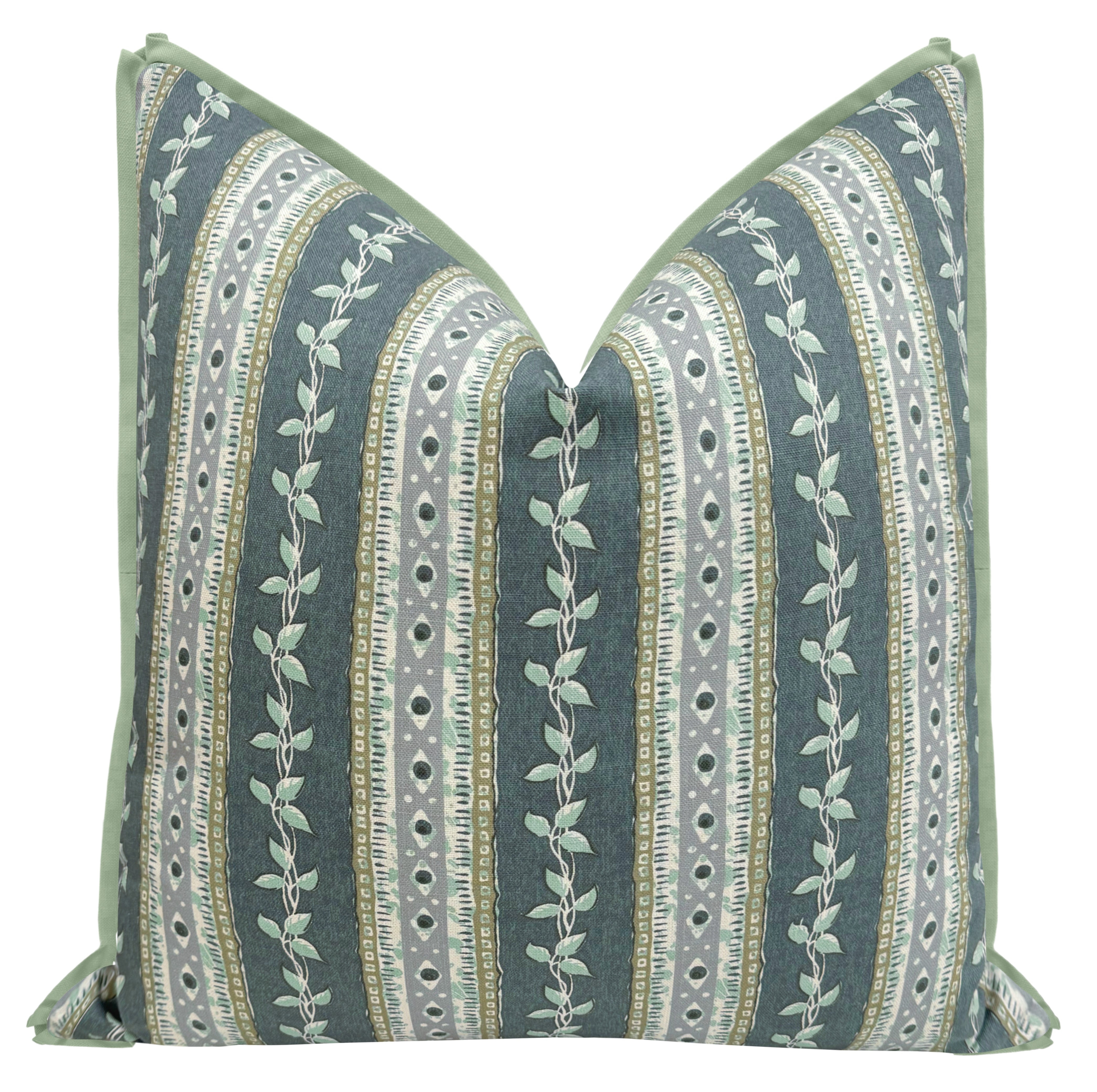 ELLISTON HOUSE : TRELLIS // MARINE - 20" X 20" / BUTTERFLY FLANGE / Eucalyptus - Image 0