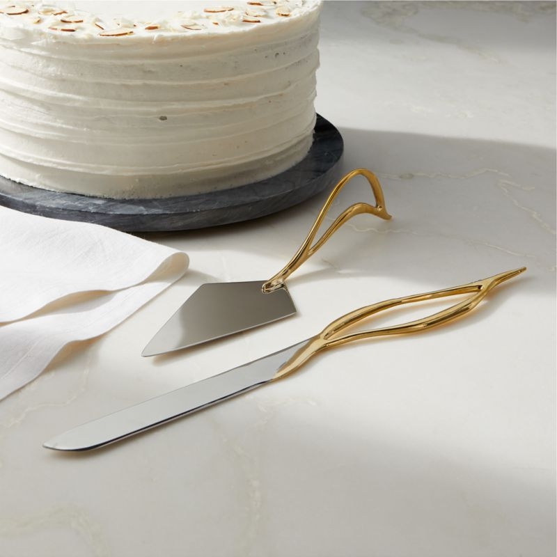 Valleta Gold Cake Servers Set of 2 - Image 2