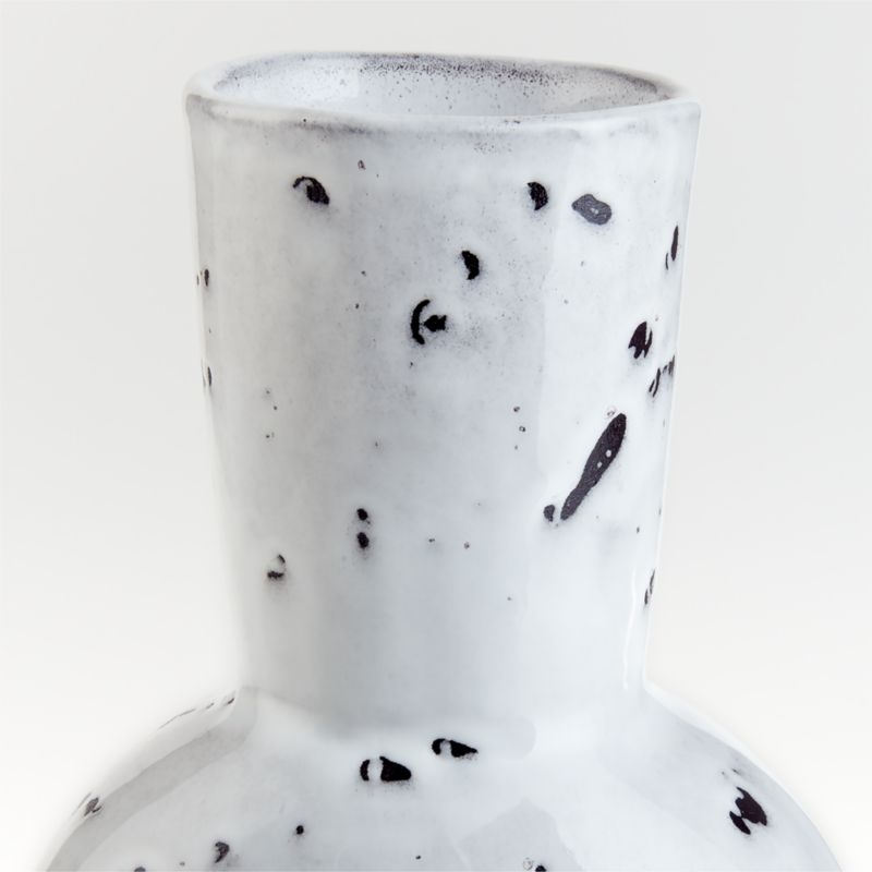 Kinai Small Arc Abstract Vase - Image 3