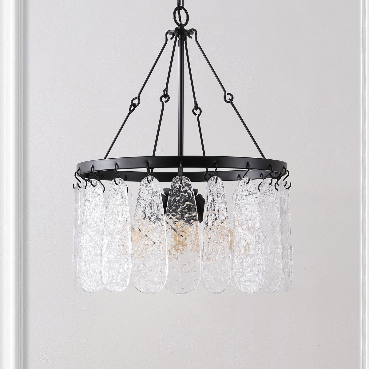 Selene 4Lt 20" Chandelier - Black/Clear - Safavieh - Image 1