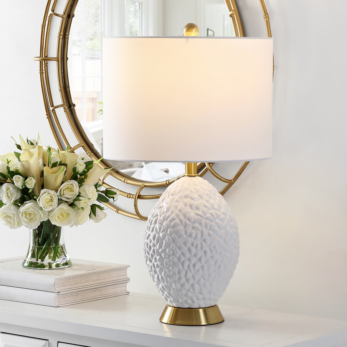 Kimli 24.5" Table Lamp - White/Brass - Safavieh - Image 3