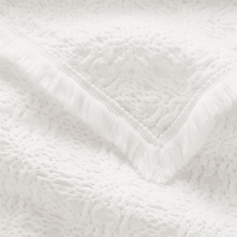 Prelada White Full/Queen Blanket - Image 1