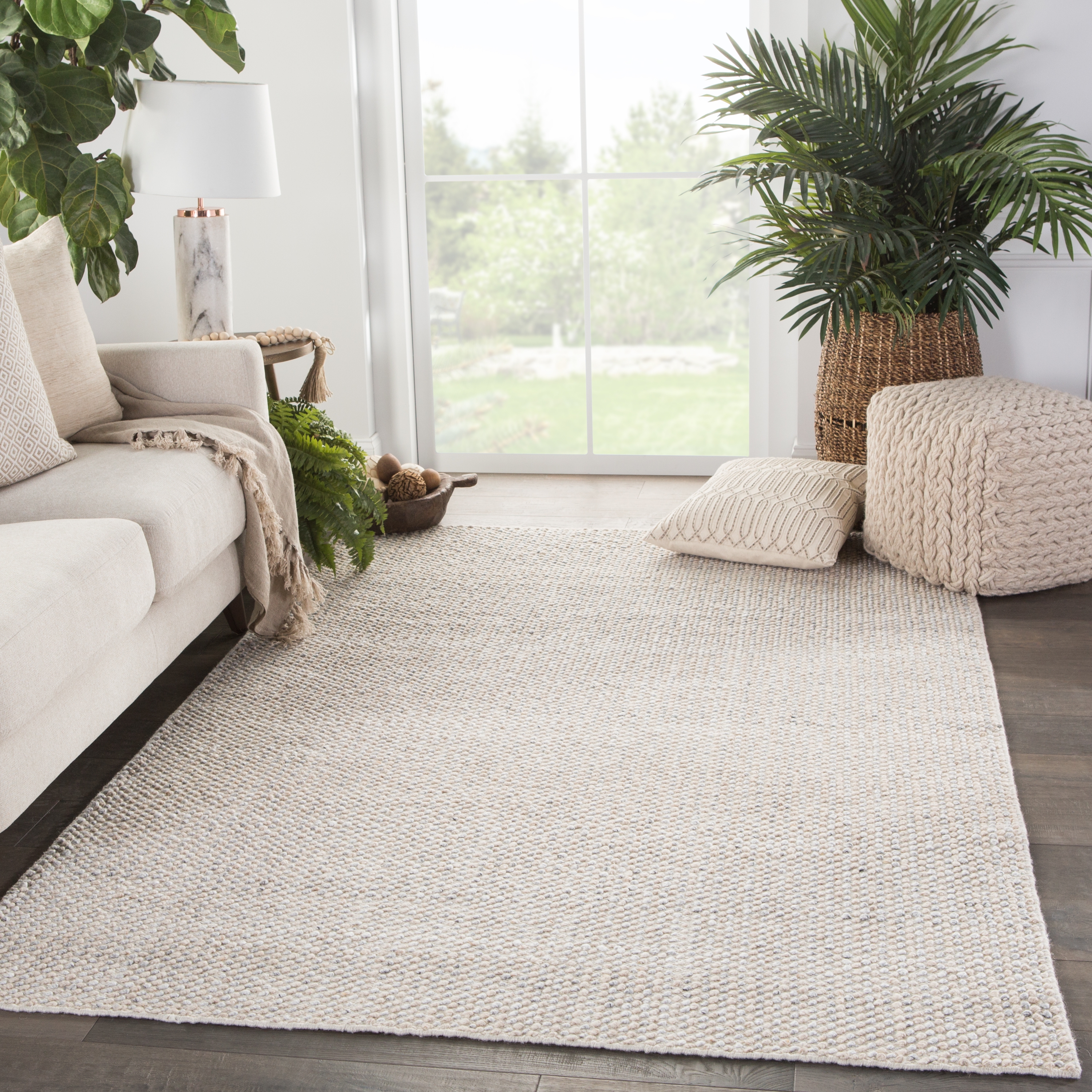 Limon Indoor/ Outdoor Solid Ivory/ Gray Area Rug (10'X14') - Image 4