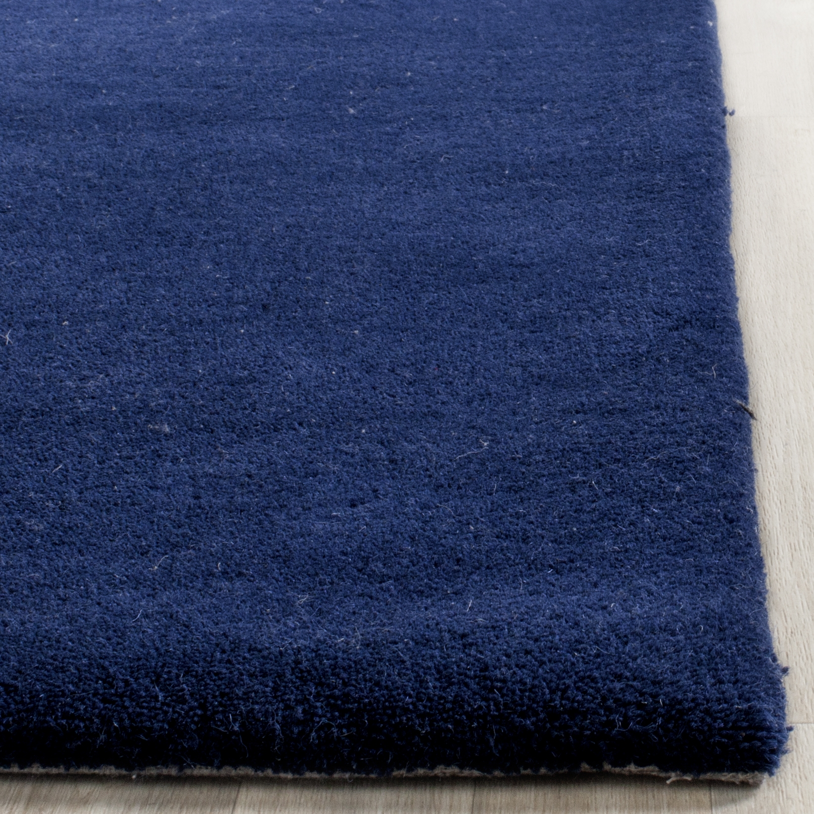 Arlo Home Hand Tufted Area Rug, ALR122A, Navy/Ivory,  4' X 6' - Image 2