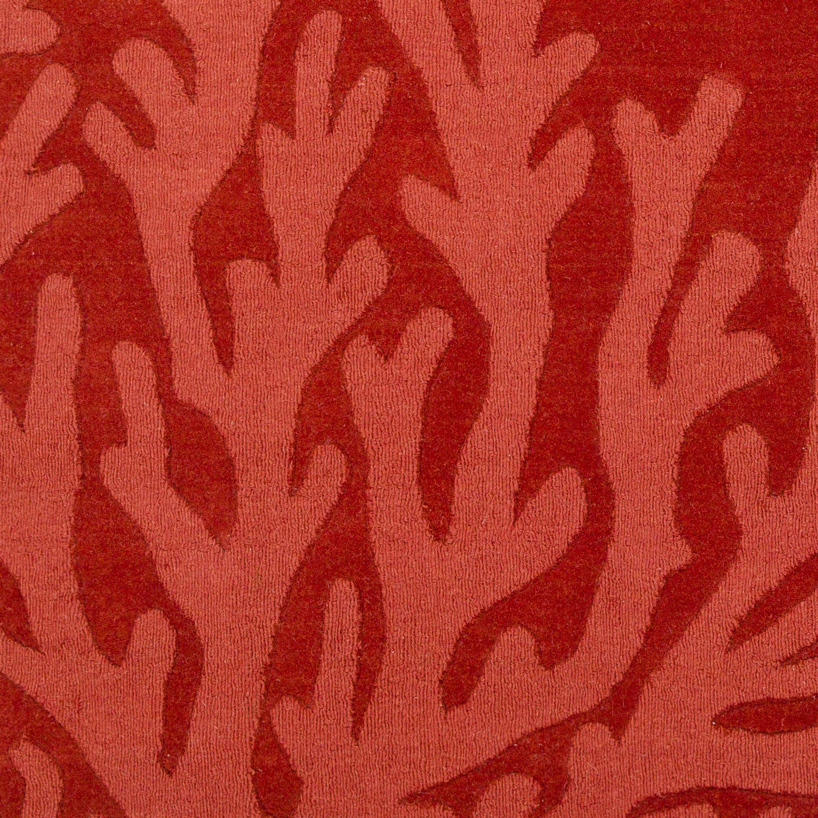 Mystique Red Indoor 2' x 3' Handmade Rug - Image 2