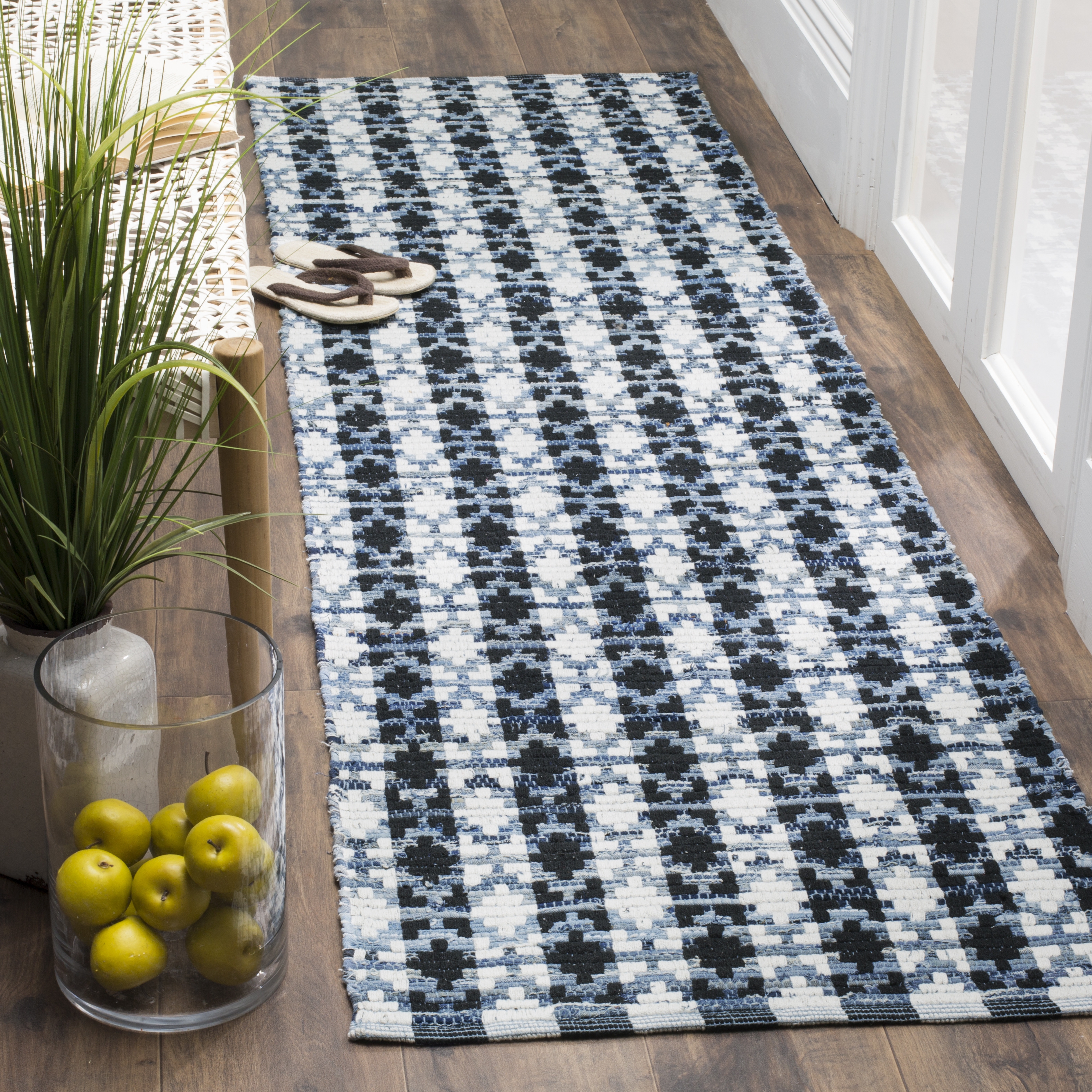 Arlo Home Hand Woven Area Rug, MTK123A, Ivory Blue/Black,  2' 3" X 6' - Image 1