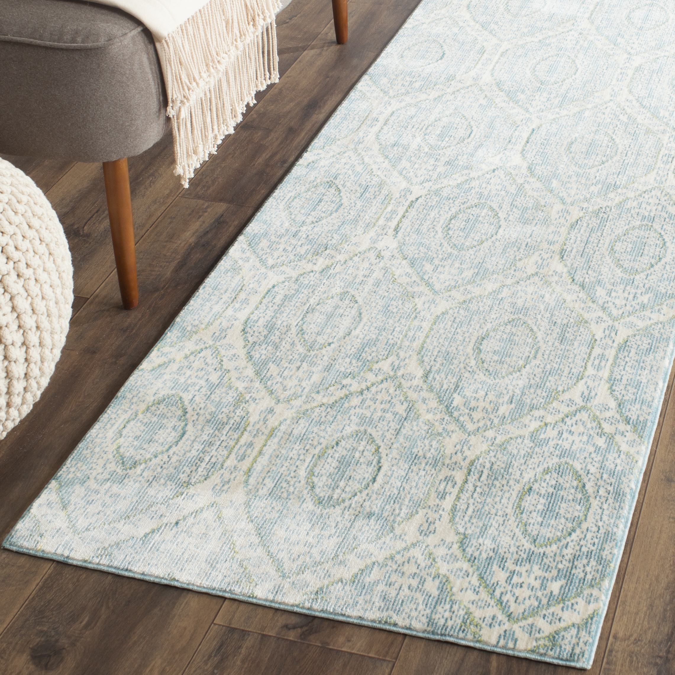 Arlo Home Woven Area Rug, VAL206J, Alpine/Cream,  2' 3" X 8' - Image 1