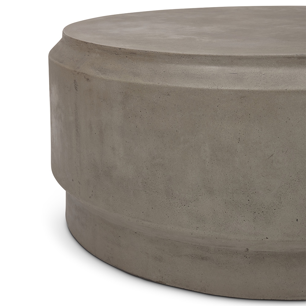 Giovan Industrial Loft Dark Grey Concrete Round Outdoor Coffee Table - Image 3