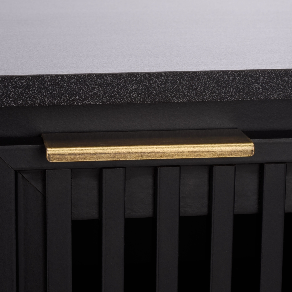 Quaid 4 Door Sideboard/Media Stand - Black / Brass - Safavieh - Image 3