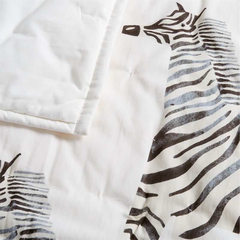 Mikumi Organic Zebra Baby Crib Quilt - Image 2