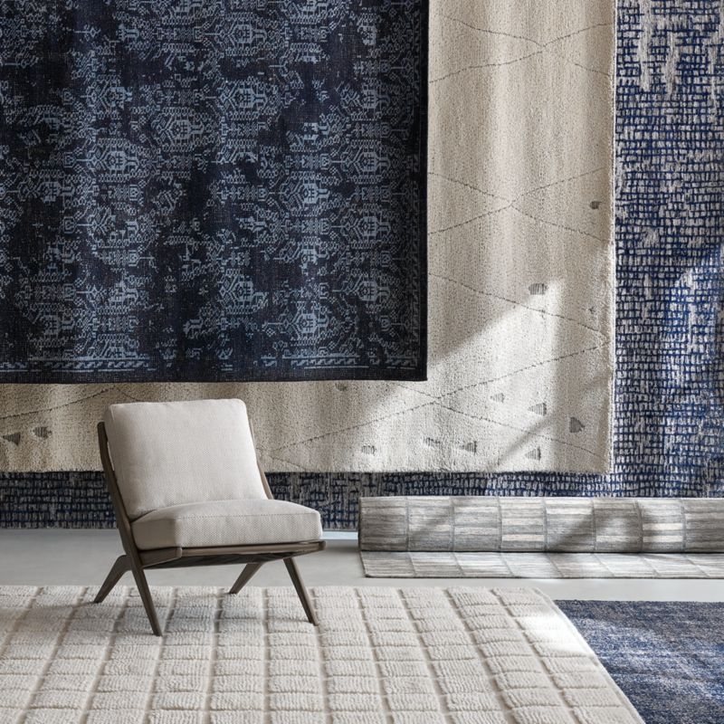 Vienne Performance Wool Handwoven Navy Blue Area Rug 6'x9' - Image 1