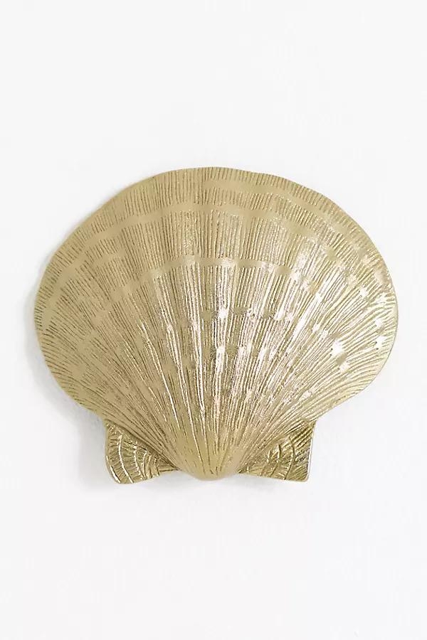 Clamshell Gallery Wall Charm - Image 0