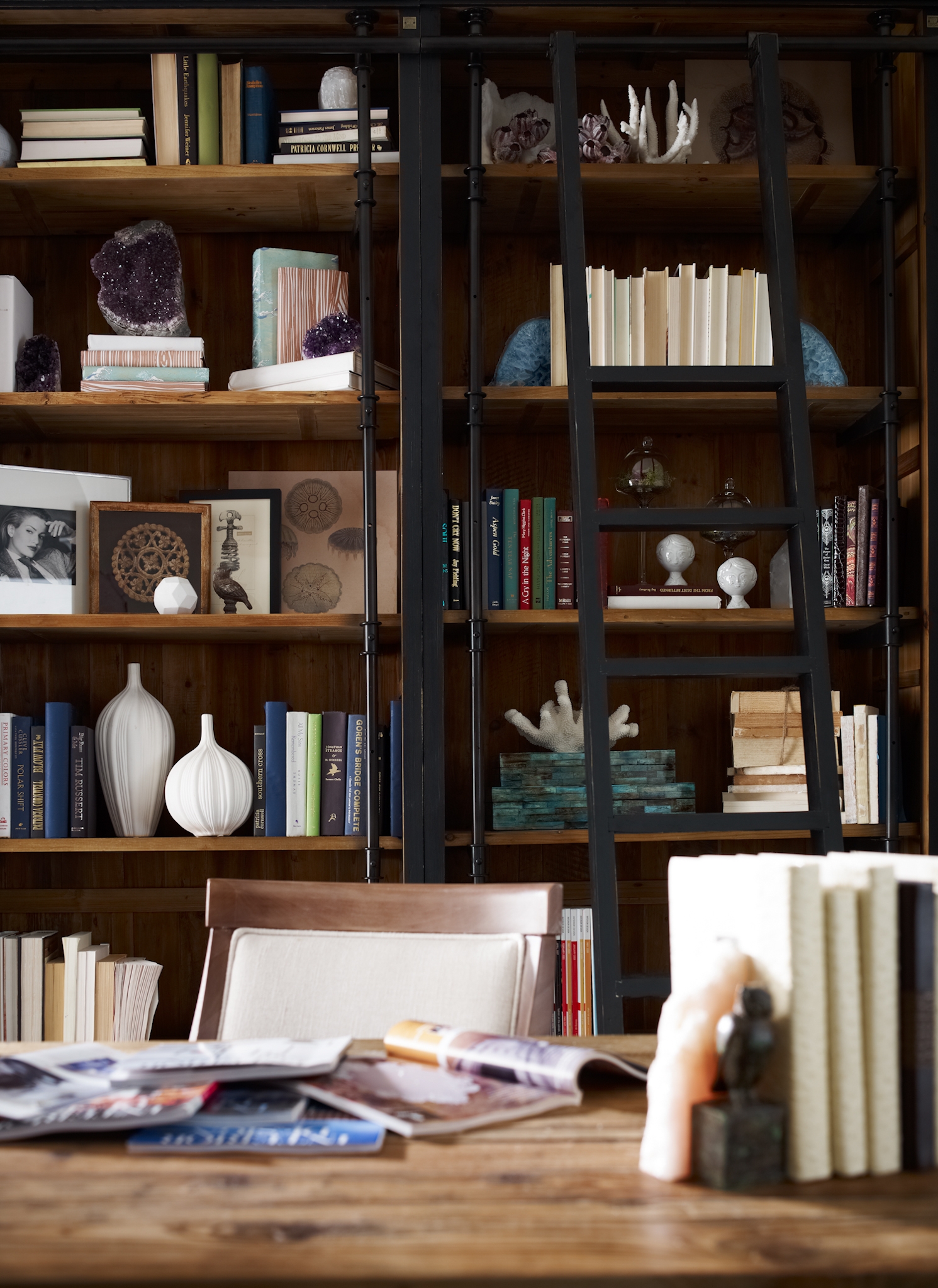 Ivy Bookcase -Matte Black - Image 3