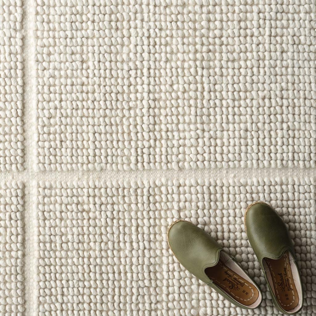 The Citizenry Samir Handwoven Accent Rug | 2' x 3' | Ecru - Image 2