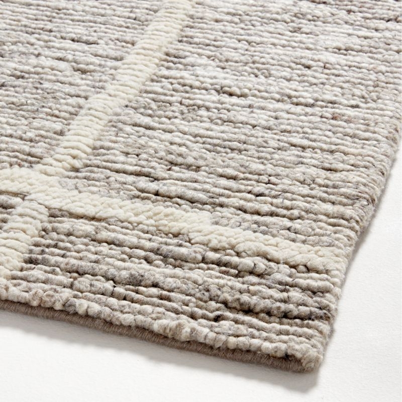 Agen Wool Handwoven Grid Light Grey Area Rug 8'x10' - Image 1